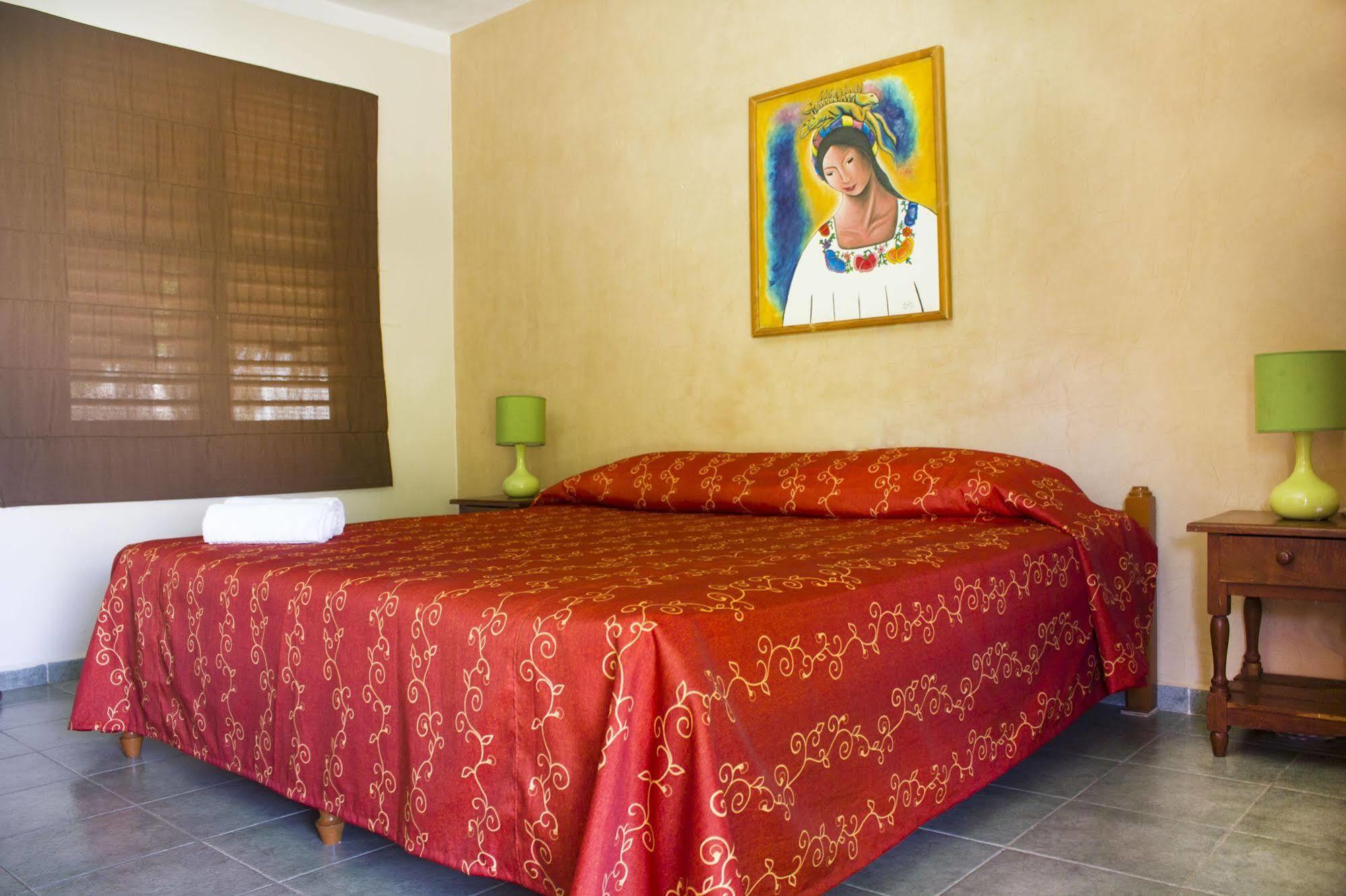 Koox City Garden Hotel Playa del Carmen Exterior photo